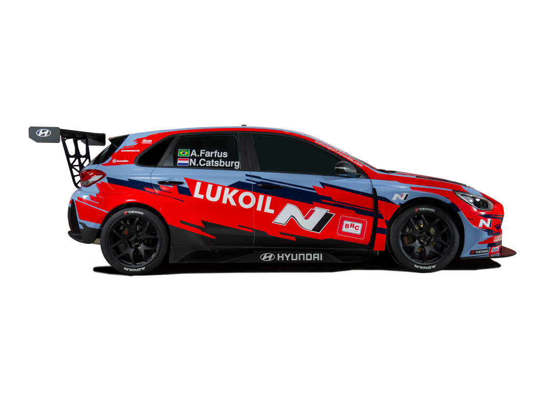 SMALL_WTCR_i30N_TCR_BRC Hyundai N Lukoil Racing Team_Side_view